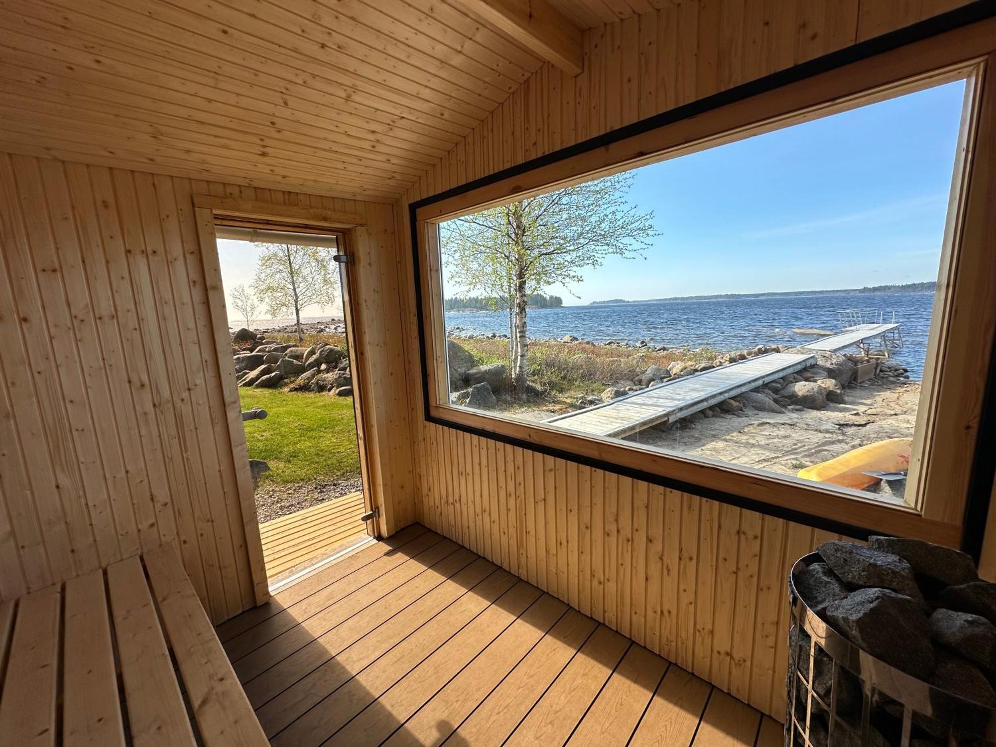 Stuga Med Havsutsikt Robertsfors ภายนอก รูปภาพ
